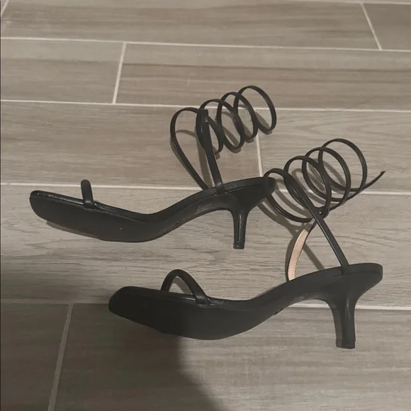 Black & Nude Strappy Heels - Picture 3 of 5